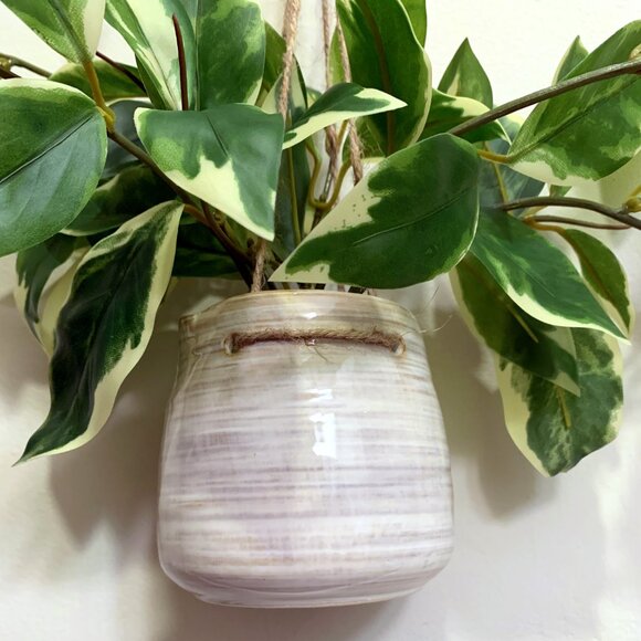 Hearth & Hand with Magnolia Hanging Ceramic Pot and 8" Faux Hoya Leaf Plant NEW - Picture 5 of 6